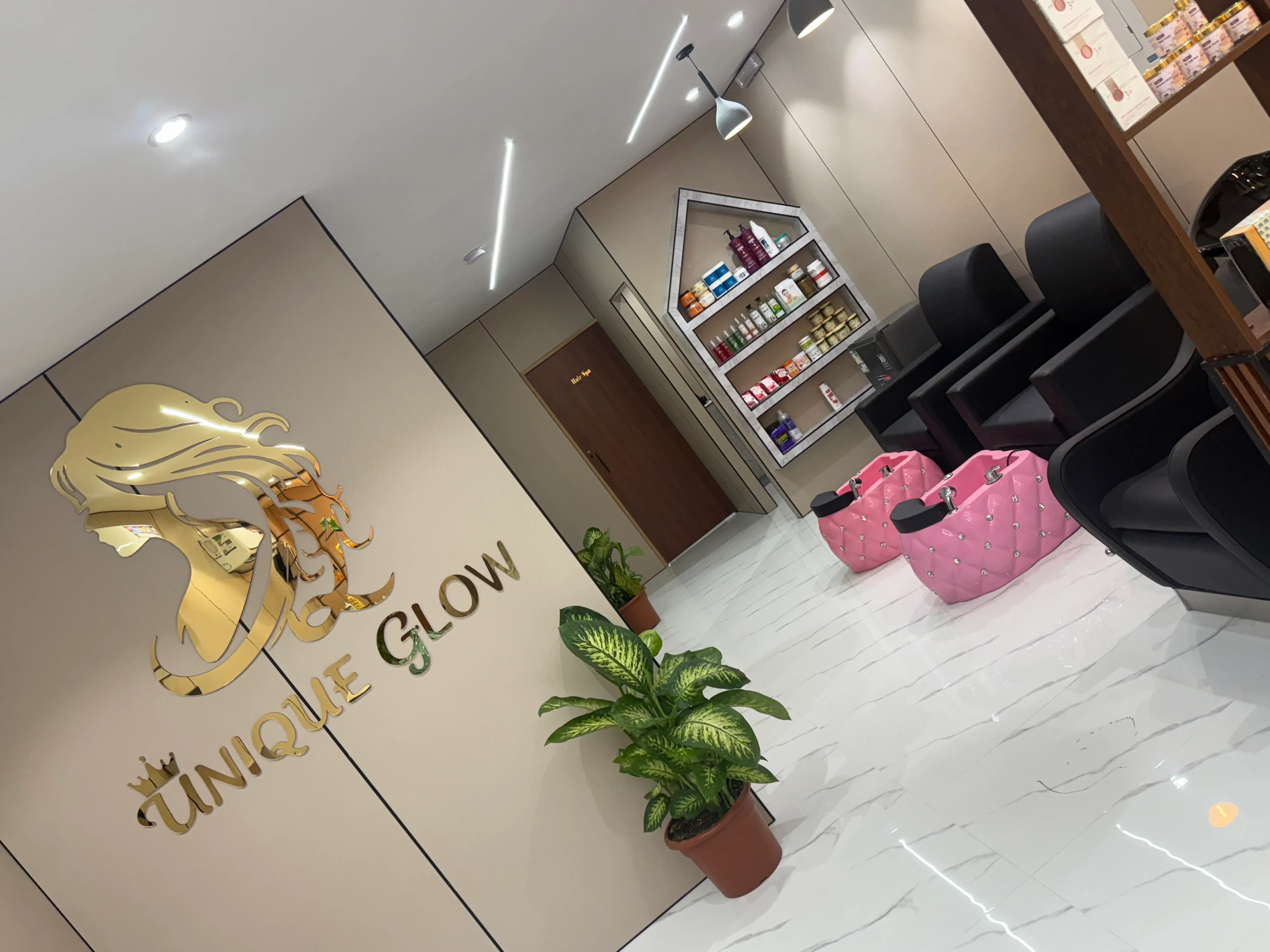 Unique Glow | Premium Beauty Salon - Al Jubail